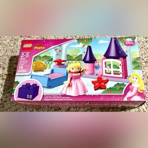Princess Castle Building Set - Pink, Blue, Purple $75 COLLECTIBLE BRAND NEW